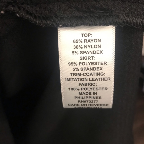 NWOT Fit and flare dress white/black, bow belt - Picture 4 of 8